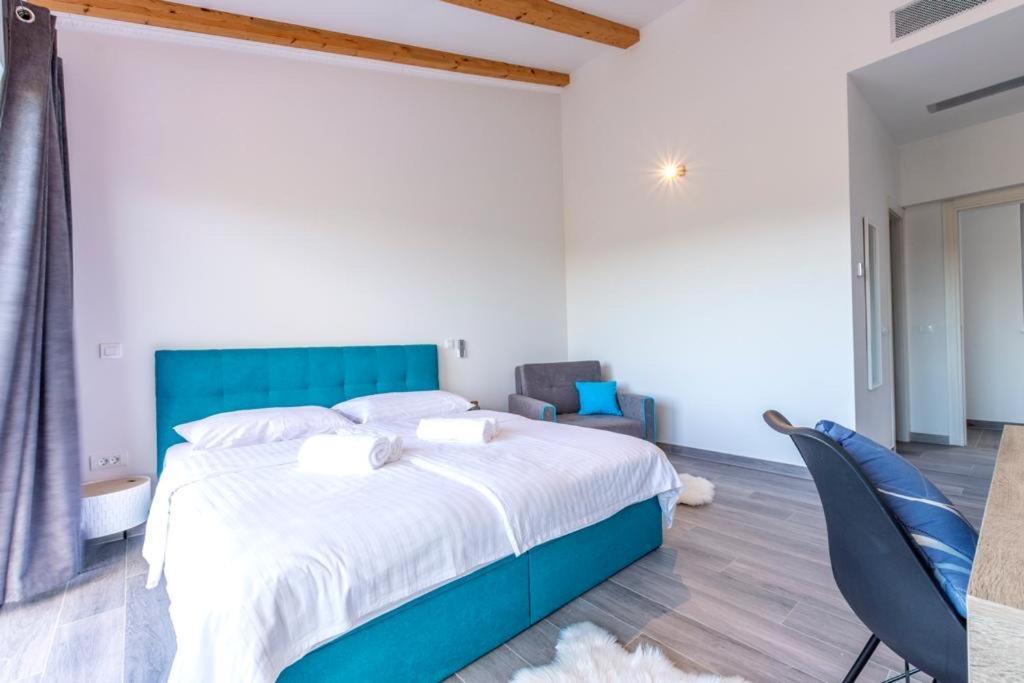 La Finca Olivetree Katuni Экстерьер фото